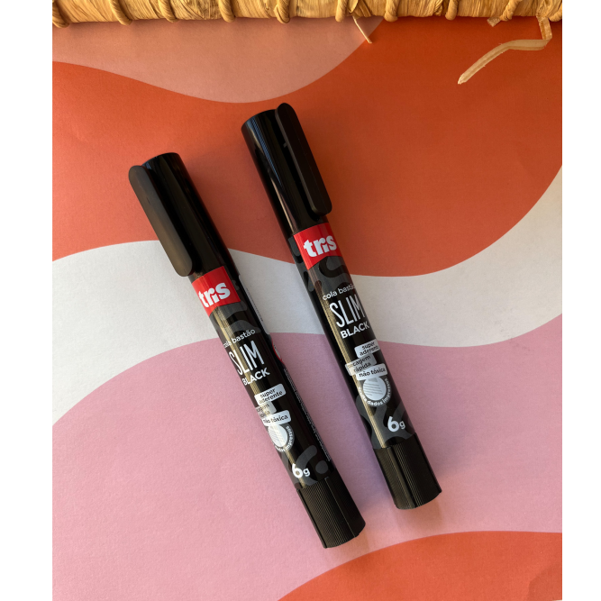 Cola bastão Slim black | TRIS